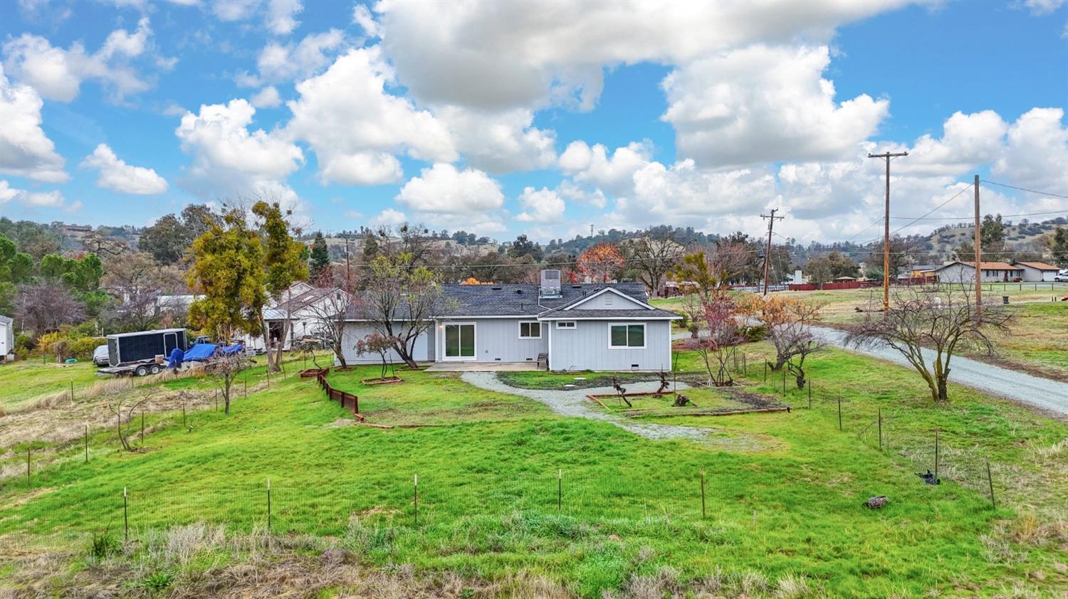 Detail Gallery Image 16 of 18 For 2993 Butler Ln, Valley Springs,  CA 95252 - 3 Beds | 2 Baths