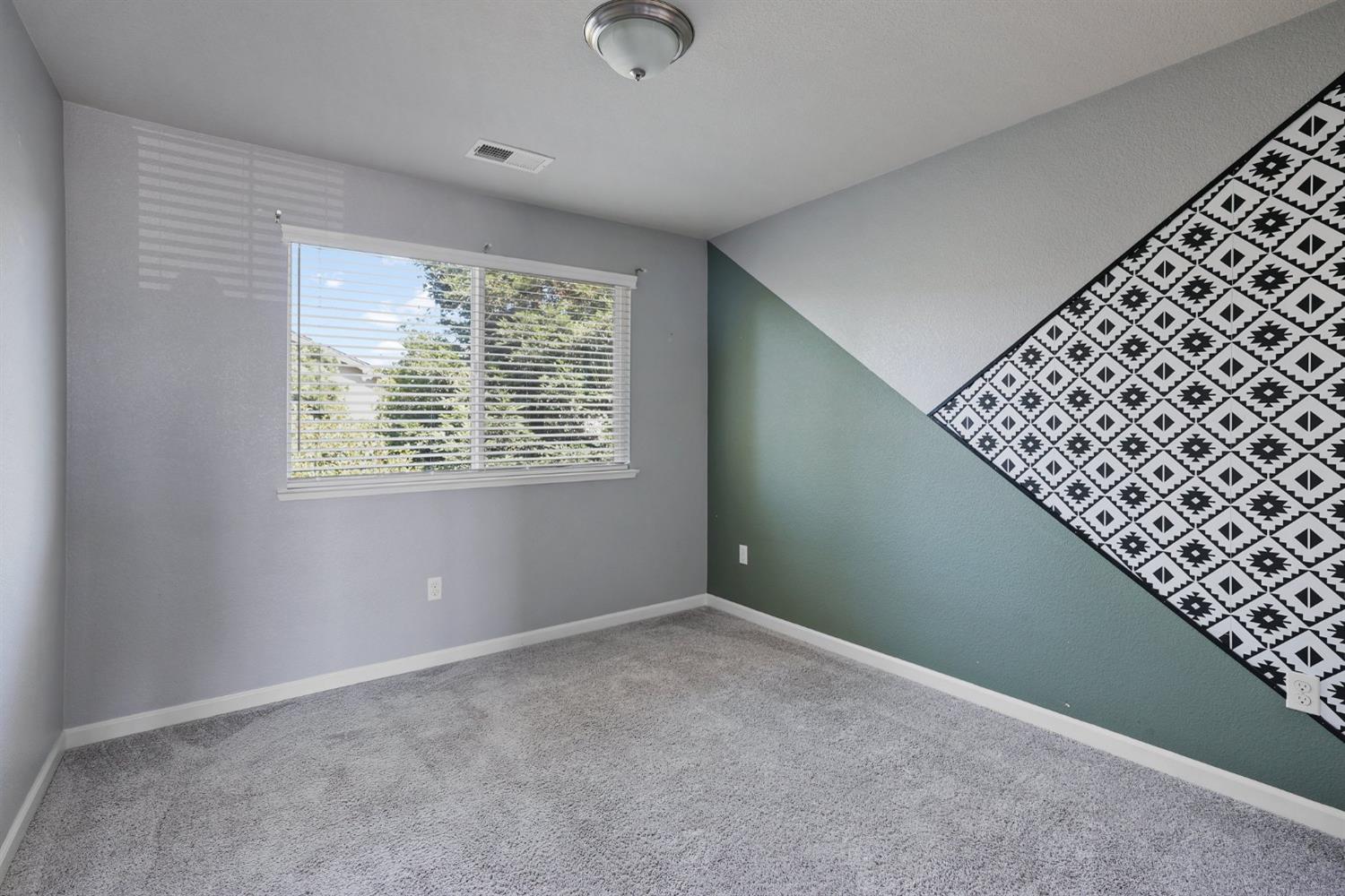 Detail Gallery Image 26 of 41 For 2800 Craftsman St, Turlock,  CA 95380 - 3 Beds | 2/1 Baths