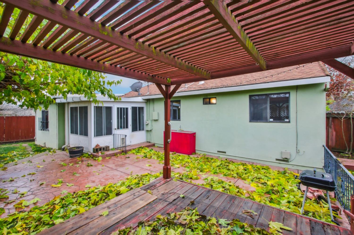 Detail Gallery Image 31 of 37 For 2704 Norcross Dr, Sacramento,  CA 95833 - 3 Beds | 1 Baths