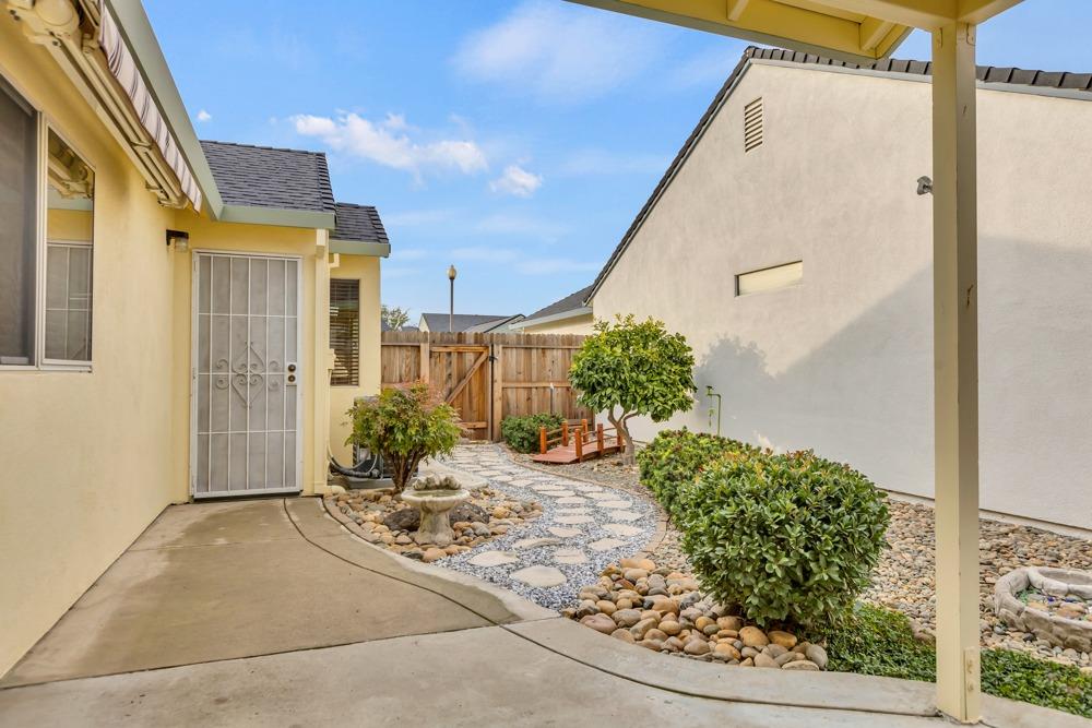 Detail Gallery Image 35 of 54 For 659 Kerry Ct, Galt,  CA 95632 - 3 Beds | 2 Baths