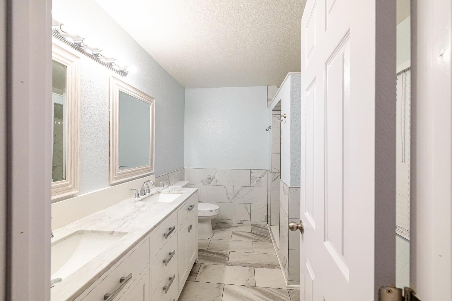 Detail Gallery Image 10 of 19 For 8046 Kirkton Ct, Sacramento,  CA 95828 - 4 Beds | 2/1 Baths