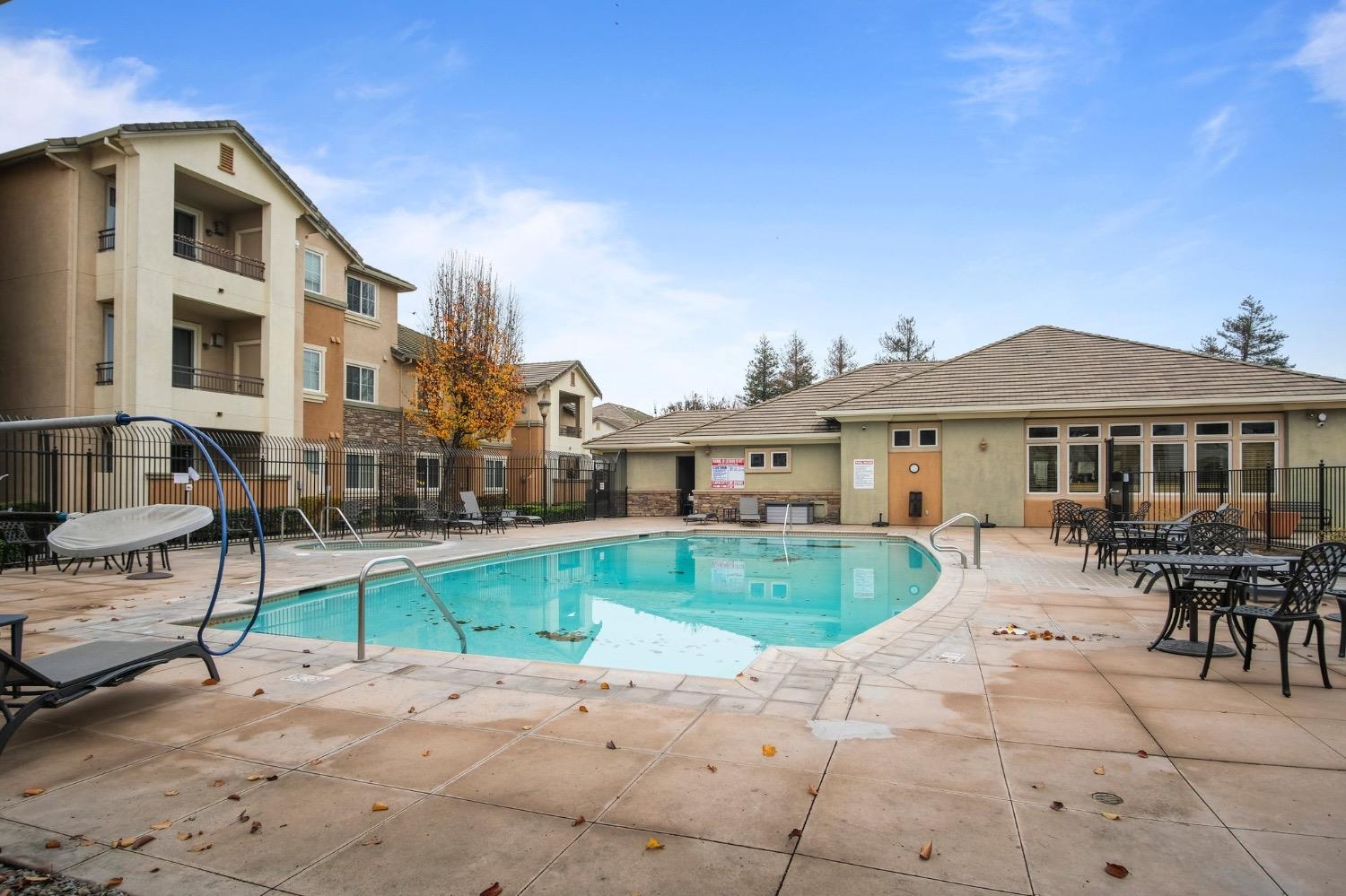 Detail Gallery Image 27 of 28 For 1360 Shady Ln #416,  Turlock,  CA 95382 - 2 Beds | 2 Baths