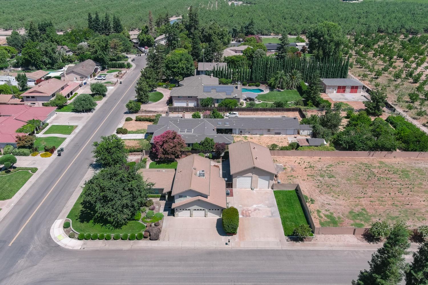 Detail Gallery Image 5 of 55 For 319 Shire Way, Modesto,  CA 95356 - 3 Beds | 2/1 Baths