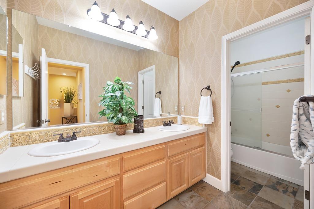 Detail Gallery Image 25 of 47 For 2804 Prosperity Ct, Modesto,  CA 95355 - 4 Beds | 2/1 Baths