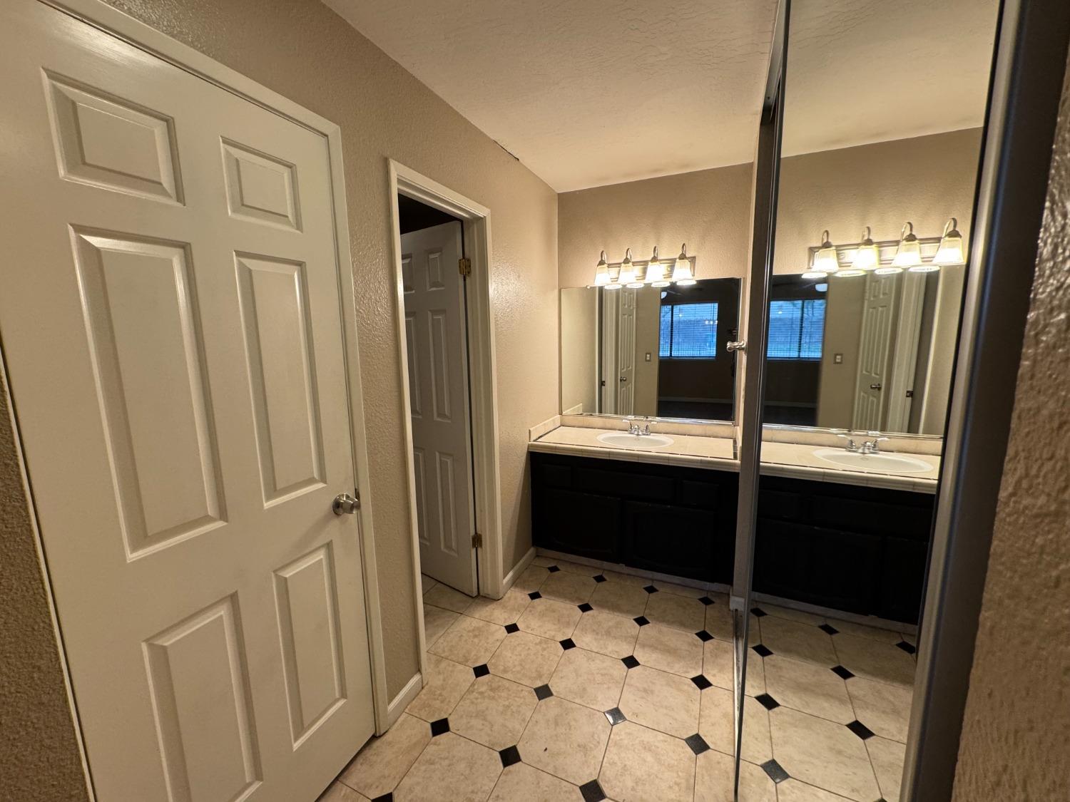 Detail Gallery Image 9 of 10 For 3424 Vintage Dr #138,  Modesto,  CA 95356 - 2 Beds | 2 Baths