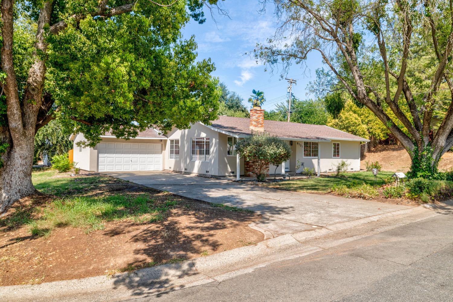 Detail Gallery Image 3 of 58 For 8121 Waikiki Dr, Fair Oaks,  CA 95628 - 4 Beds | 2 Baths