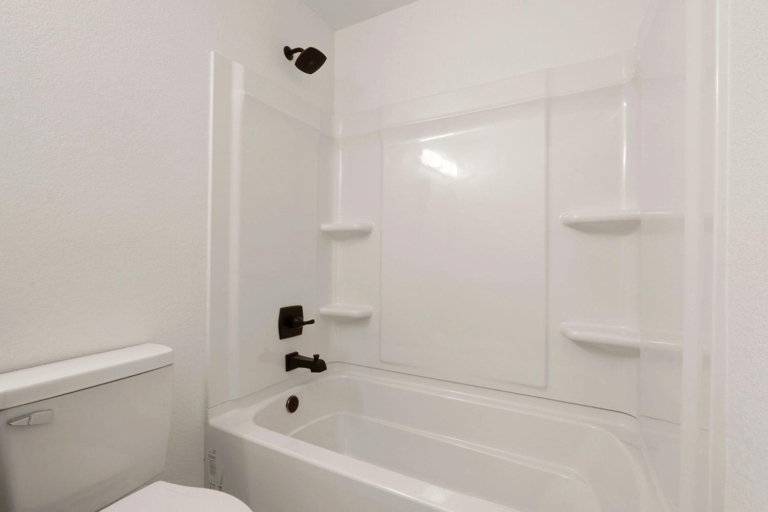 Detail Gallery Image 14 of 27 For 2918 Anita, Stockton,  CA 95205 - 3 Beds | 2/1 Baths