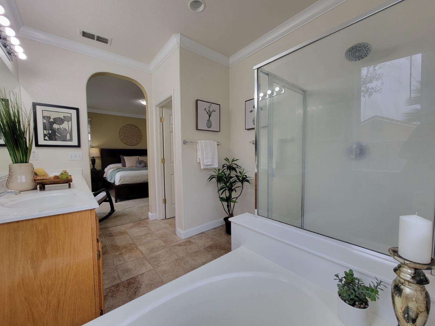 Detail Gallery Image 37 of 46 For 5693 Overleaf Way, Sacramento,  CA 95835 - 3 Beds | 2 Baths