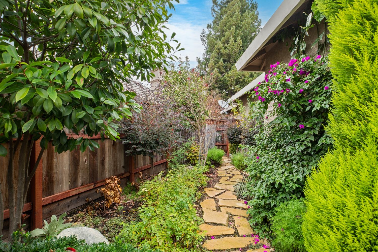 38 River Pointe Circle