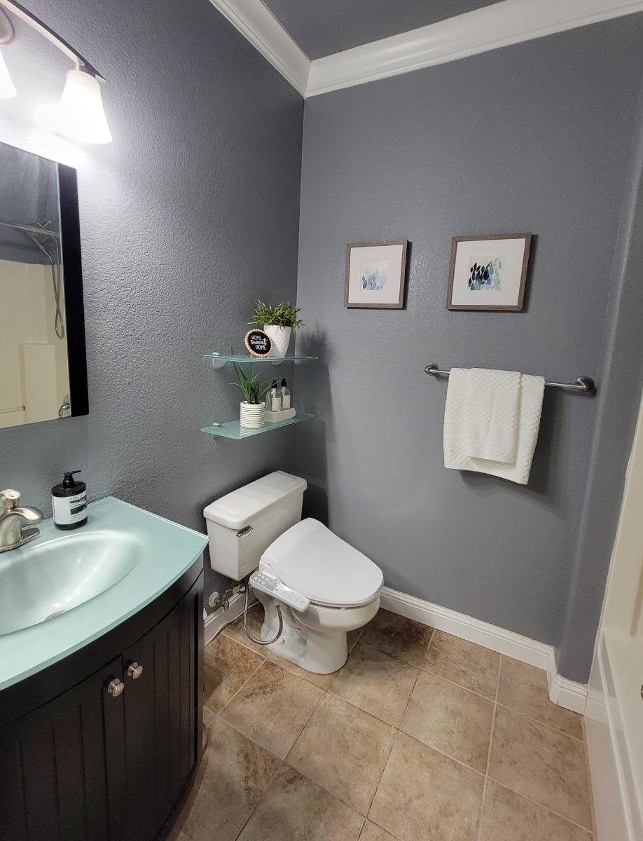 Detail Gallery Image 23 of 46 For 5693 Overleaf Way, Sacramento,  CA 95835 - 3 Beds | 2 Baths