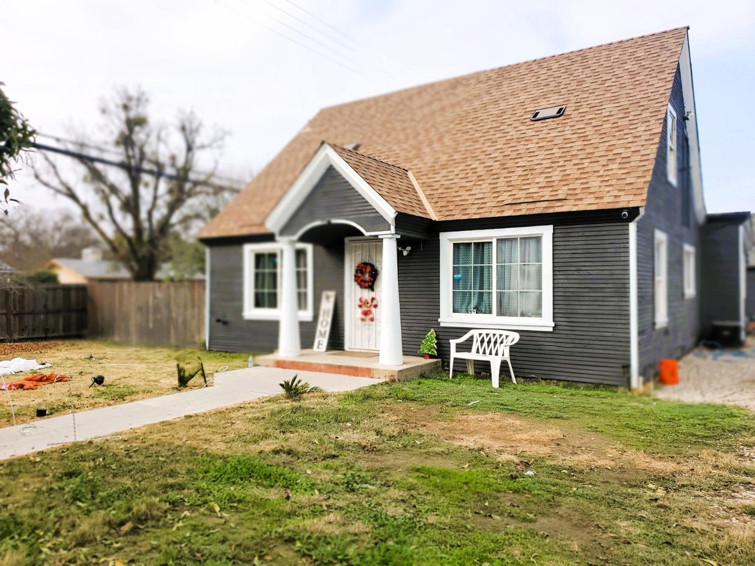 Detail Gallery Image 2 of 3 For 1423 Faustina Ave, Modesto,  CA 95351 - 3 Beds | 1 Baths