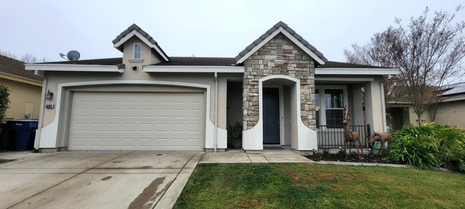 Detail Gallery Image 1 of 46 For 5693 Overleaf Way, Sacramento,  CA 95835 - 3 Beds | 2 Baths