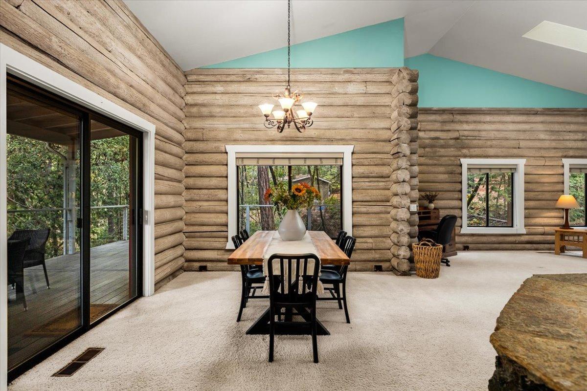 Detail Gallery Image 10 of 38 For 11600 Willow Valley Rd, Nevada City,  CA 95959 - 3 Beds | 2/1 Baths