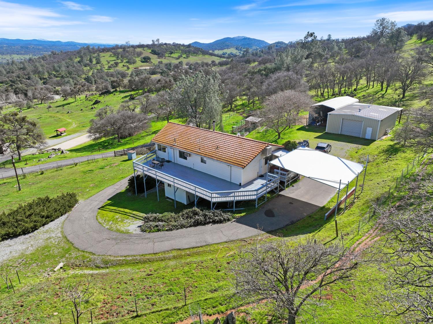 Detail Gallery Image 9 of 41 For 6992 Riata Way, Angels Camp,  CA 95222 - 3 Beds | 2 Baths