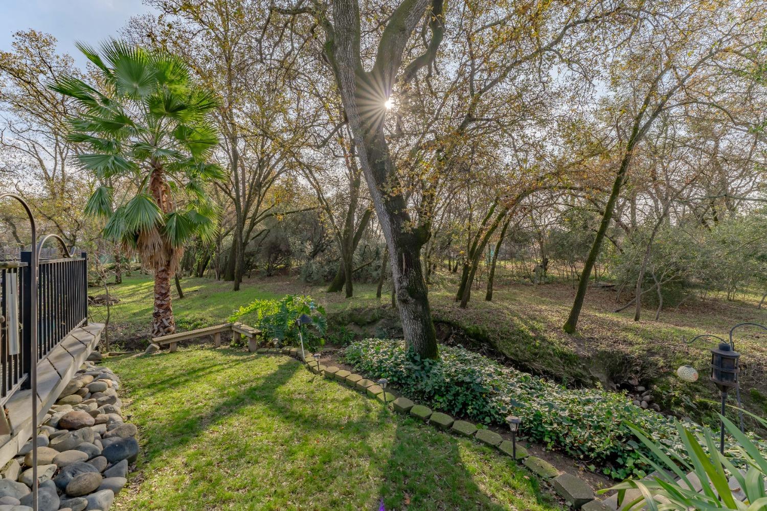 Detail Gallery Image 40 of 51 For 8143 Robert Creek Ct, Citrus Heights,  CA 95610 - 3 Beds | 2 Baths