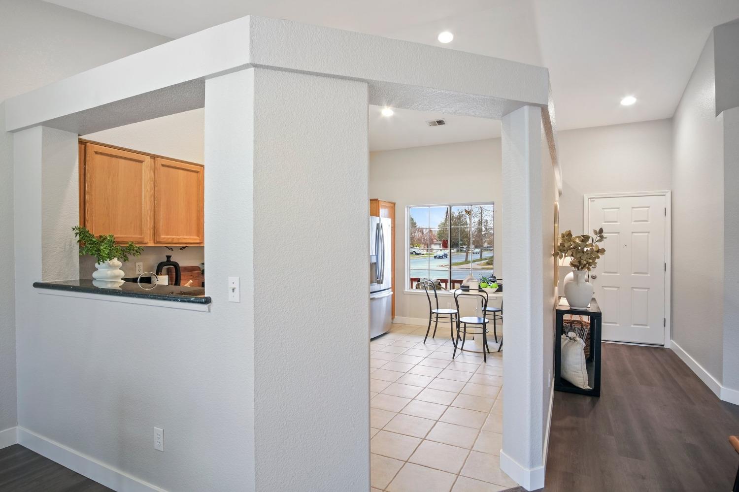 Detail Gallery Image 10 of 26 For 1157 Pestana, Manteca,  CA 95336 - 3 Beds | 2 Baths