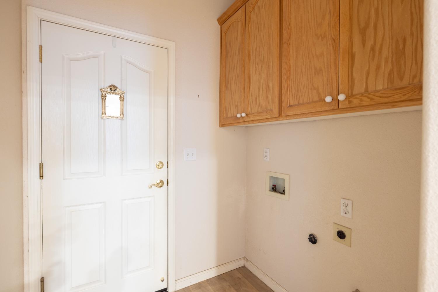 Detail Gallery Image 15 of 78 For 1143 Azalea St, Ripon,  CA 95366 - 4 Beds | 2 Baths