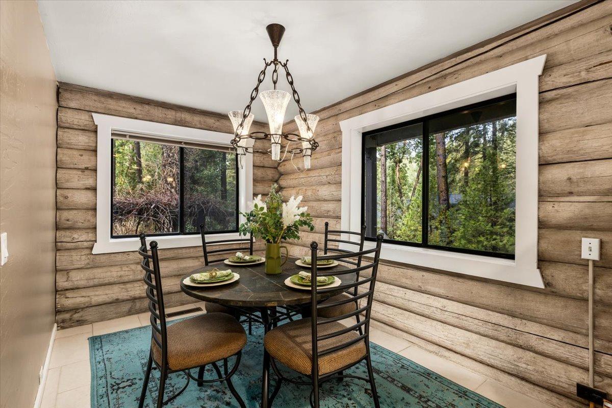 Detail Gallery Image 17 of 38 For 11600 Willow Valley Rd, Nevada City,  CA 95959 - 3 Beds | 2/1 Baths