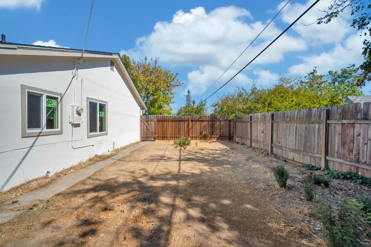 Detail Gallery Image 50 of 56 For 5417 Earnell St, Carmichael,  CA 95608 - 3 Beds | 2 Baths