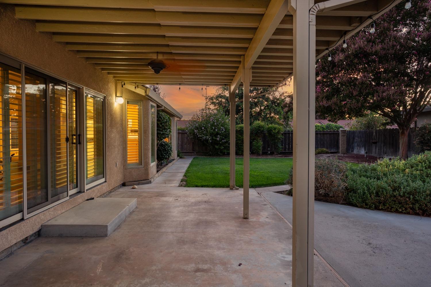Detail Gallery Image 7 of 55 For 319 Shire Way, Modesto,  CA 95356 - 3 Beds | 2/1 Baths