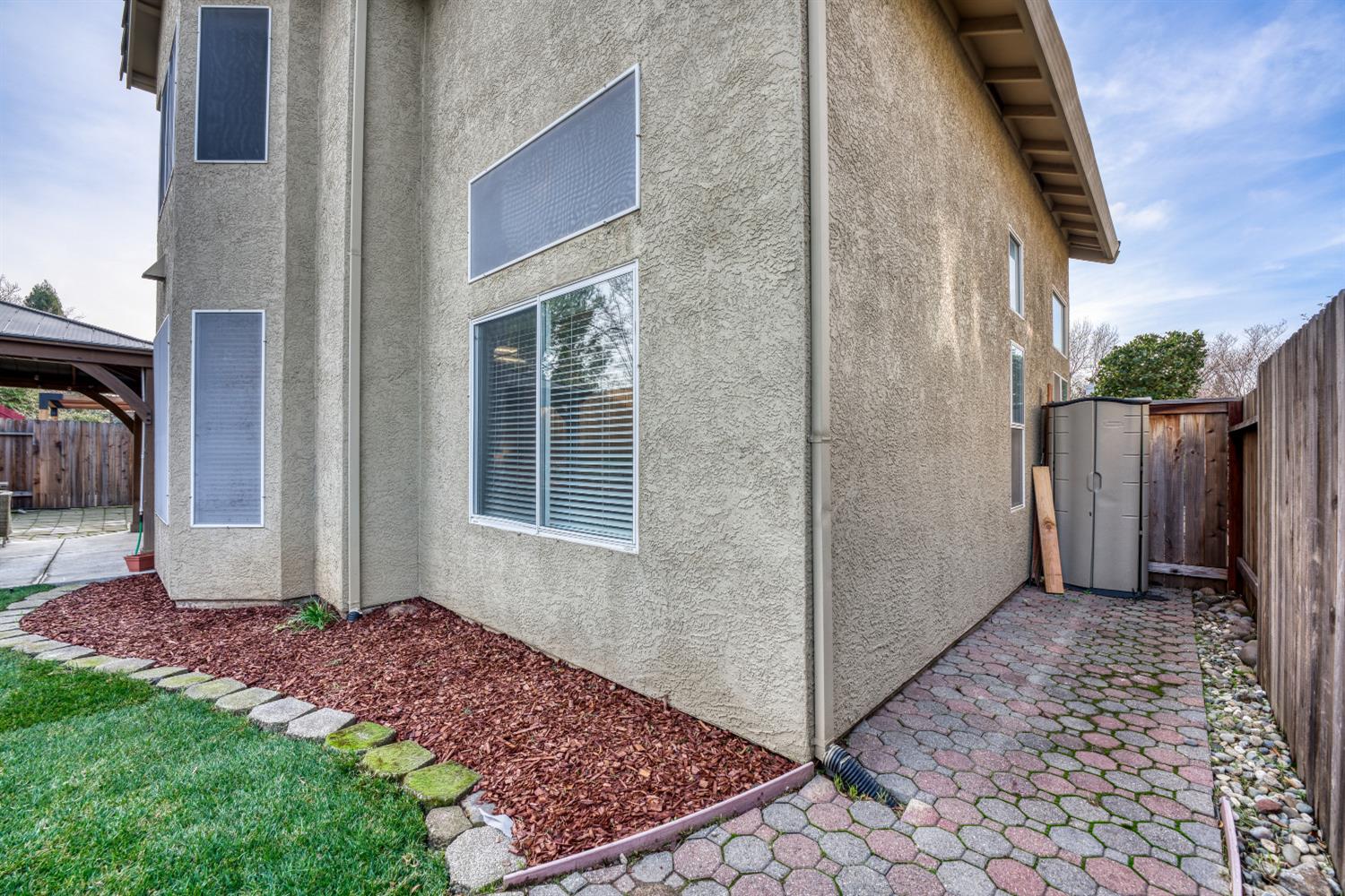 Detail Gallery Image 50 of 57 For 5901 Pebble Creek Dr, Rocklin,  CA 95765 - 4 Beds | 2/1 Baths