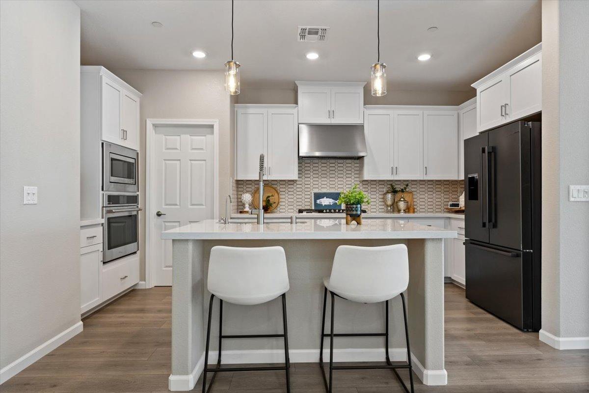 Detail Gallery Image 11 of 43 For 1639 Carson River Loop, Lincoln,  CA 95648 - 2 Beds | 2 Baths