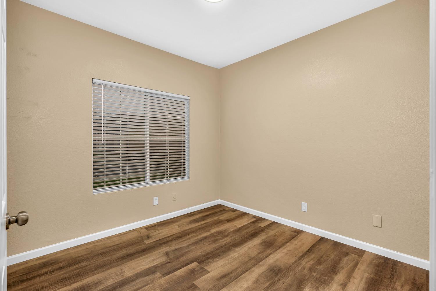 Detail Gallery Image 22 of 28 For 805 Del Rio Dr, Los Banos,  CA 93635 - 3 Beds | 2 Baths