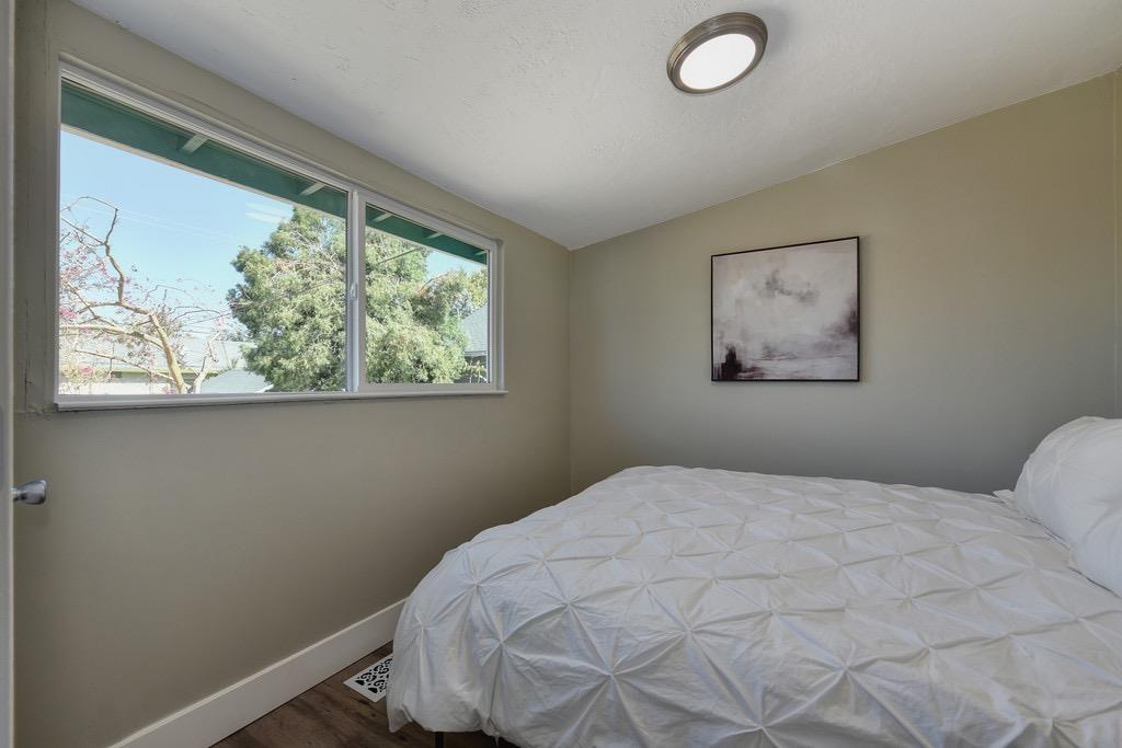 Detail Gallery Image 23 of 37 For 406 Main St, Roseville,  CA 95678 - 3 Beds | 1 Baths