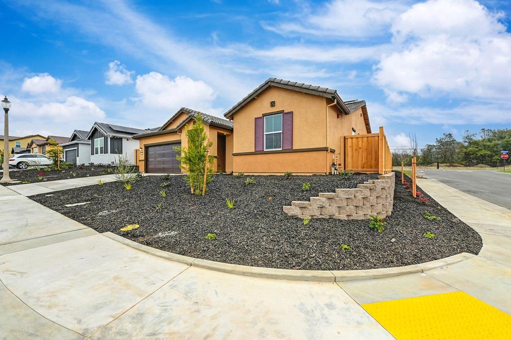 Detail Gallery Image 2 of 33 For 1299 Tucker Swallow Dr, Lincoln,  CA 95648 - 4 Beds | 2 Baths