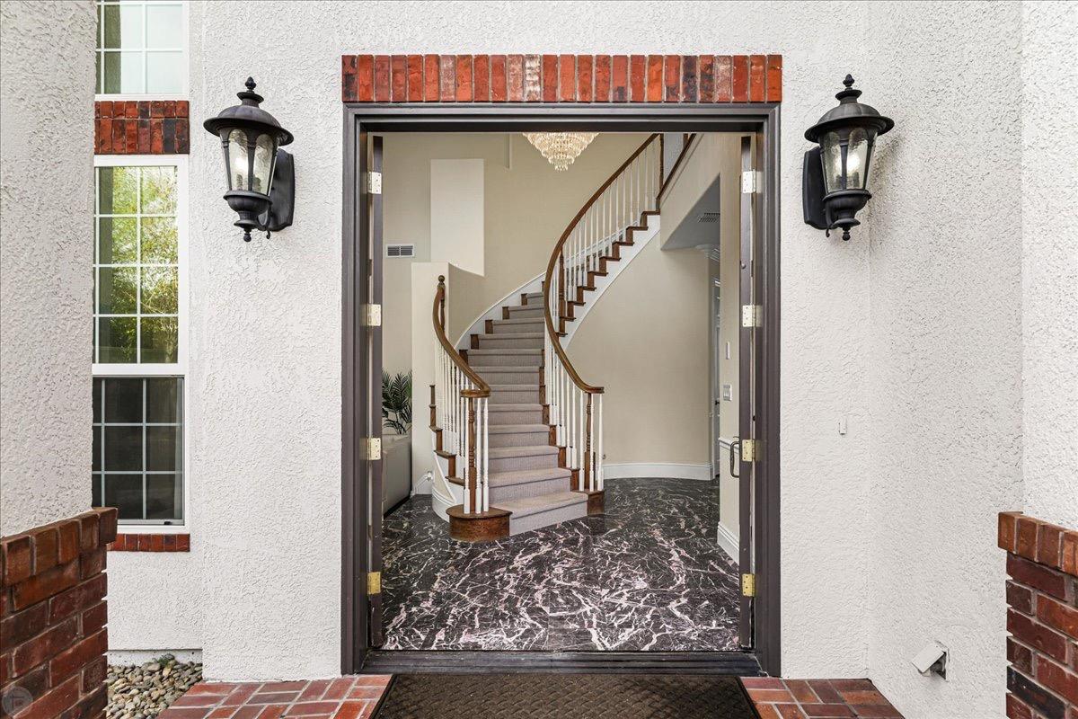 Detail Gallery Image 5 of 80 For 9624 Gray Fox Ct, Oakdale,  CA 95361 - 4 Beds | 3/1 Baths