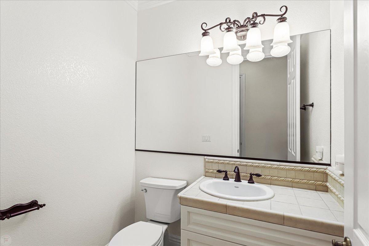 Detail Gallery Image 34 of 80 For 9624 Gray Fox Ct, Oakdale,  CA 95361 - 4 Beds | 3/1 Baths