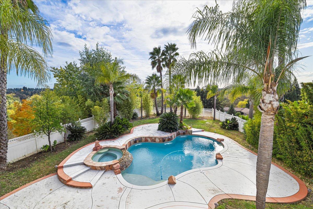 Detail Gallery Image 40 of 80 For 9624 Gray Fox Ct, Oakdale,  CA 95361 - 4 Beds | 3/1 Baths