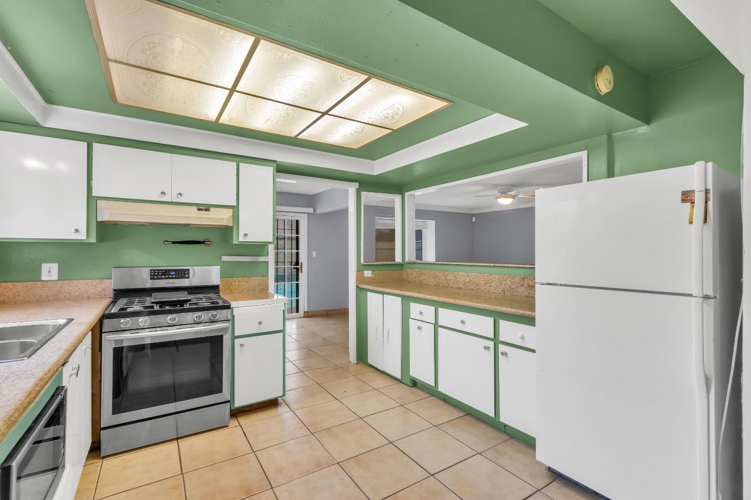 Detail Gallery Image 22 of 52 For 49 Brentford Cir, Sacramento,  CA 95823 - 3 Beds | 2 Baths