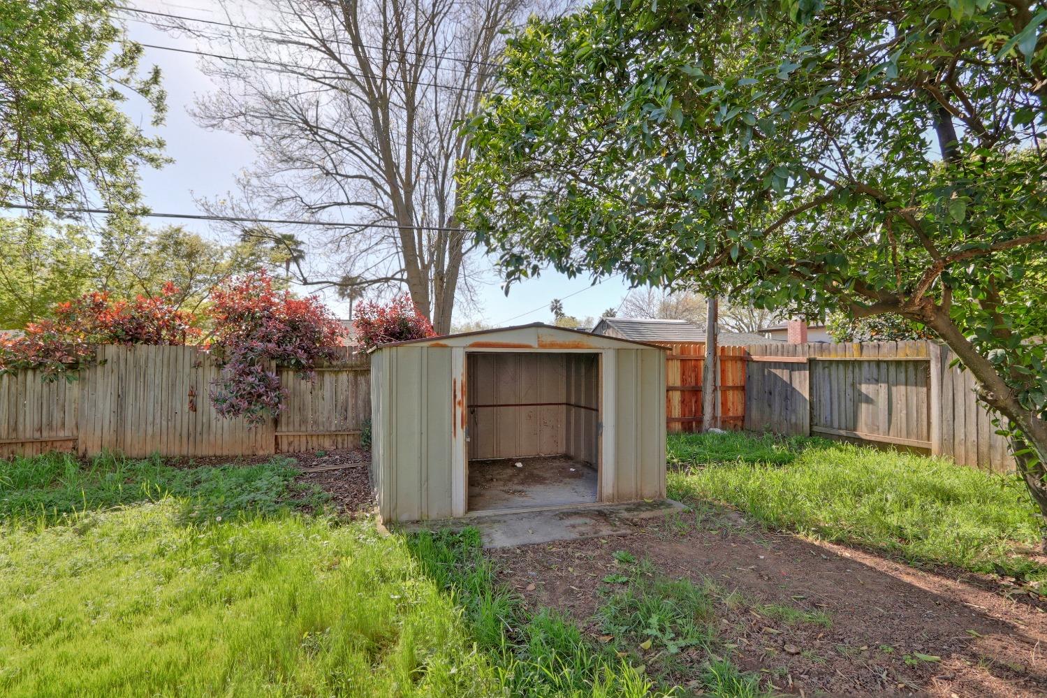 Detail Gallery Image 30 of 35 For 9124 Linda Rio Dr, Sacramento,  CA 95826 - 4 Beds | 2 Baths