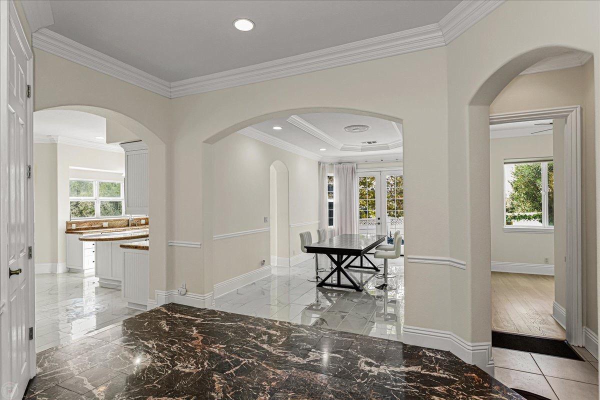 Detail Gallery Image 10 of 80 For 9624 Gray Fox Ct, Oakdale,  CA 95361 - 4 Beds | 3/1 Baths
