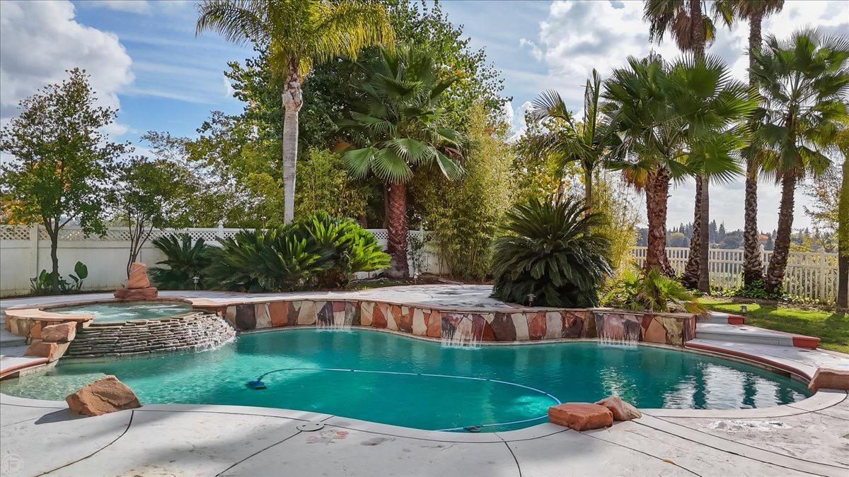 Detail Gallery Image 62 of 80 For 9624 Gray Fox Ct, Oakdale,  CA 95361 - 4 Beds | 3/1 Baths