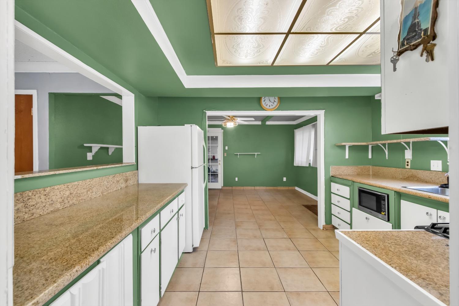 Detail Gallery Image 15 of 52 For 49 Brentford Cir, Sacramento,  CA 95823 - 3 Beds | 2 Baths