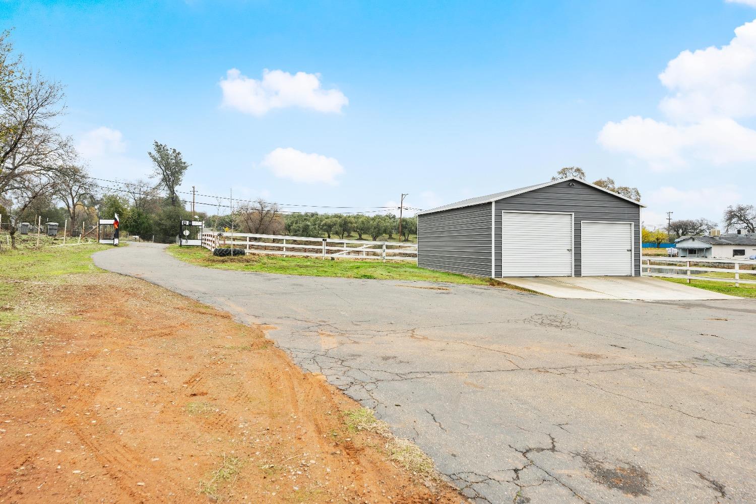 Detail Gallery Image 6 of 67 For 5224 Fruitland Rd, Marysville,  CA 95901 - 3 Beds | 2 Baths