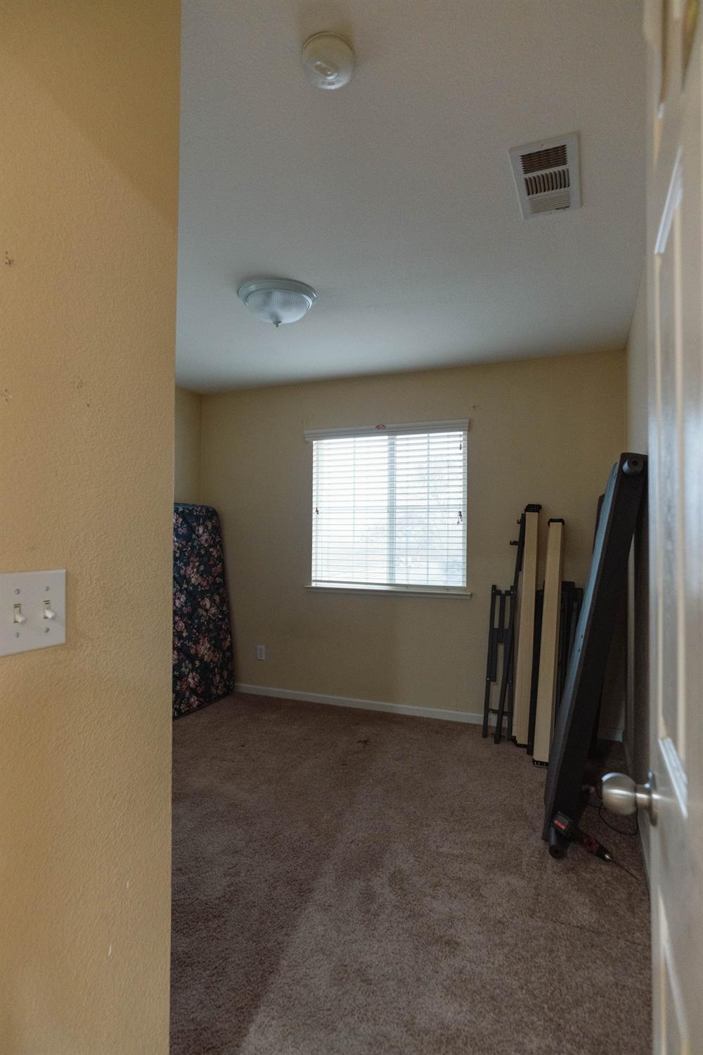 Detail Gallery Image 31 of 50 For 1492 Antioch Ct, Merced,  CA 95348 - 5 Beds | 2/1 Baths