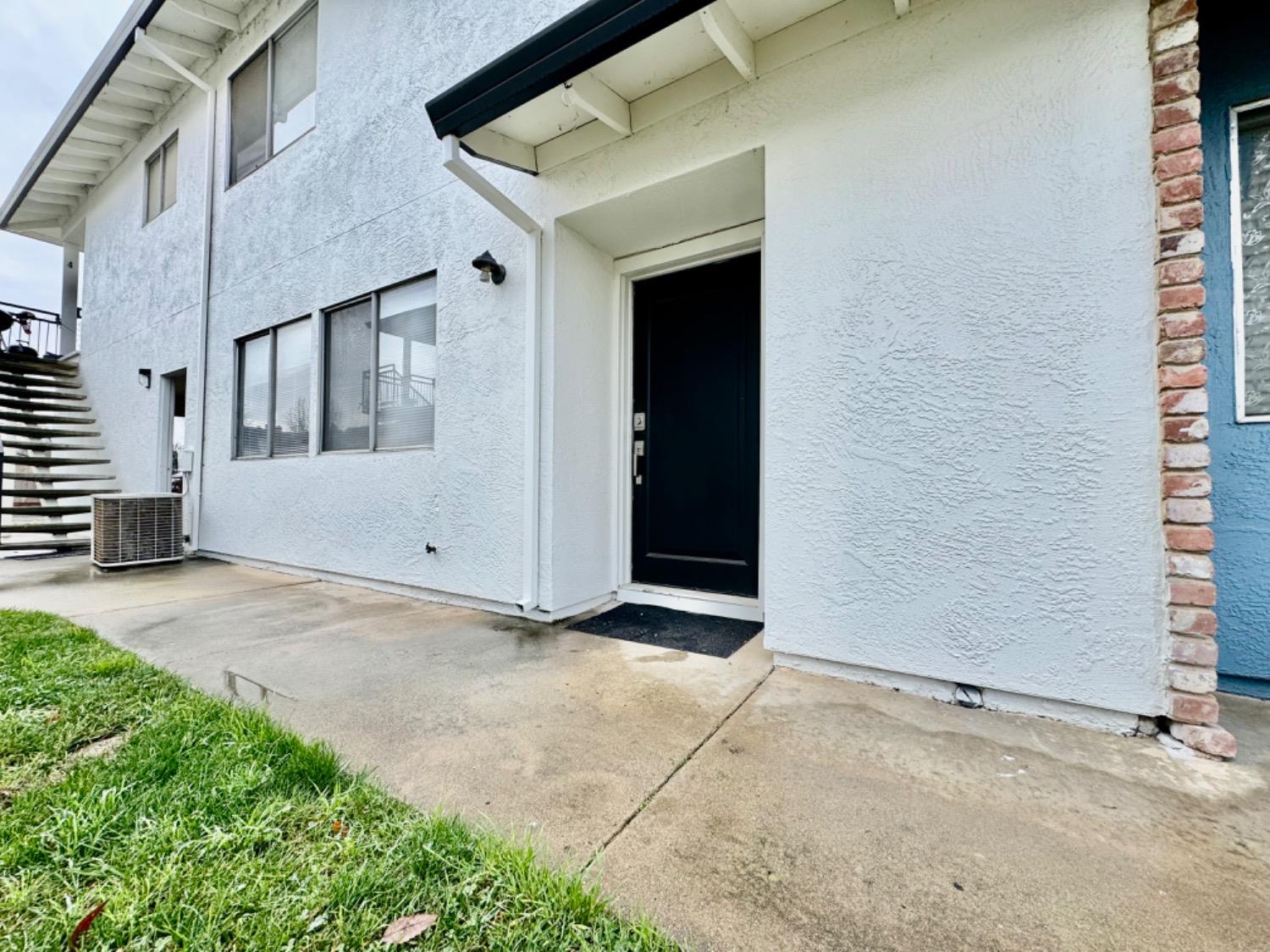 Detail Gallery Image 2 of 29 For 1268 Casita Dr #2,  Yuba City,  CA 95991 - 2 Beds | 0/2 Baths