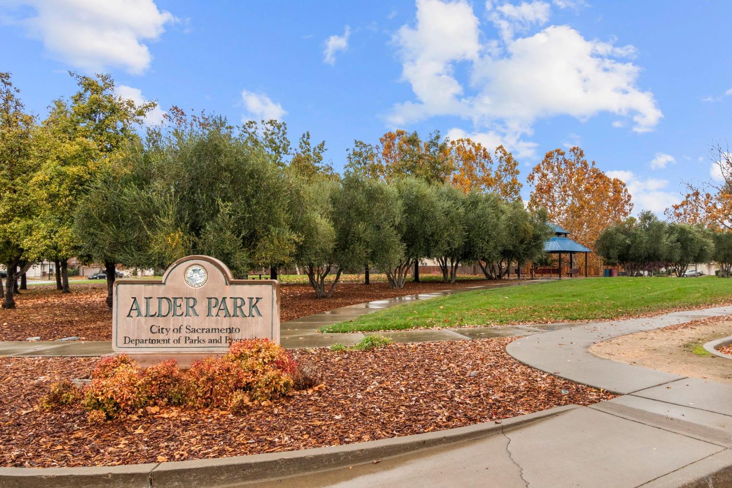 Detail Gallery Image 32 of 35 For 1609 Sandmark Dr, Sacramento,  CA 95835 - 3 Beds | 2 Baths