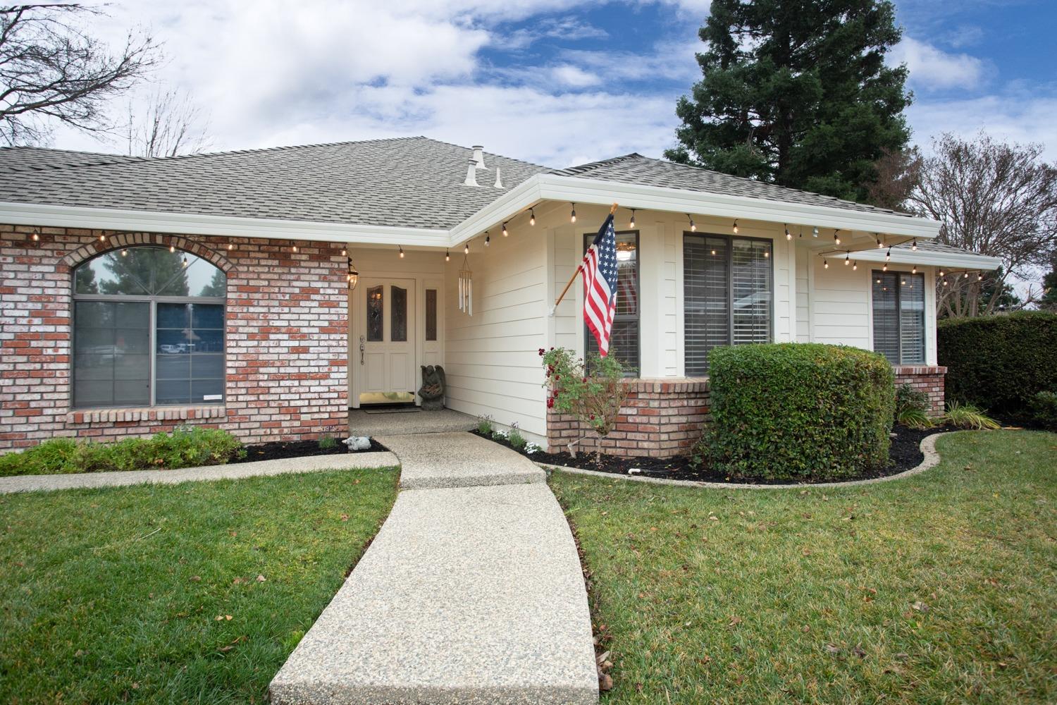 Detail Gallery Image 1 of 58 For 3300 Jori Ct, Yuba City,  CA 95993 - 3 Beds | 2/1 Baths