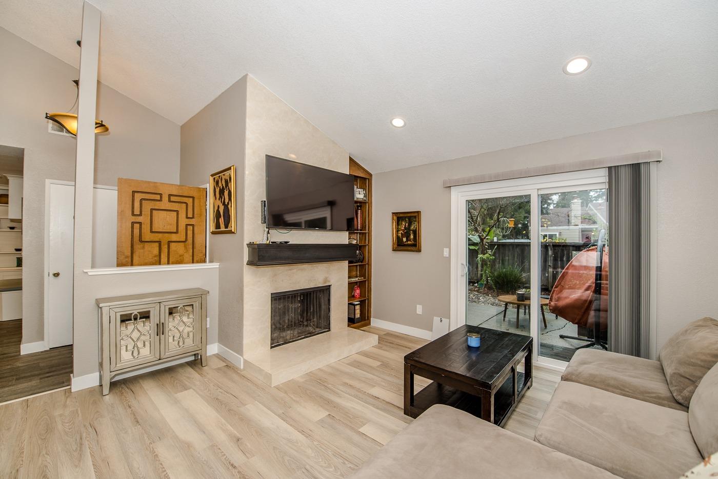 Detail Gallery Image 5 of 57 For 1916 Picasso Ave, Davis,  CA 95618 - 3 Beds | 2 Baths