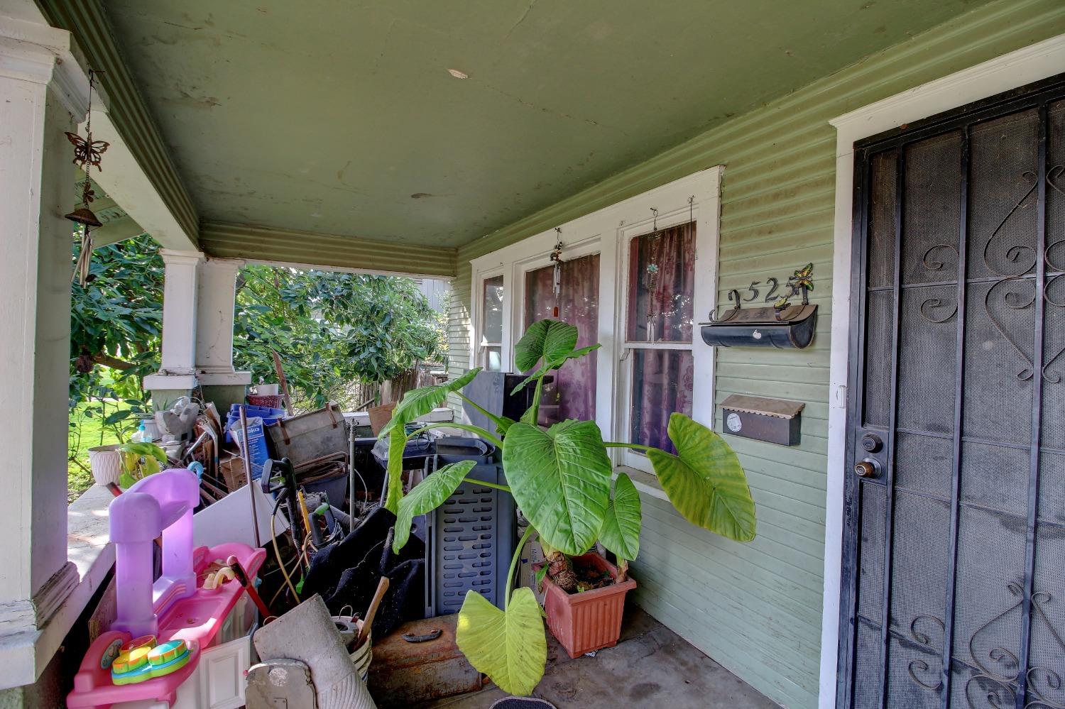 Detail Gallery Image 5 of 16 For 525 E Marshall St, Turlock,  CA 95380 - 2 Beds | 2 Baths