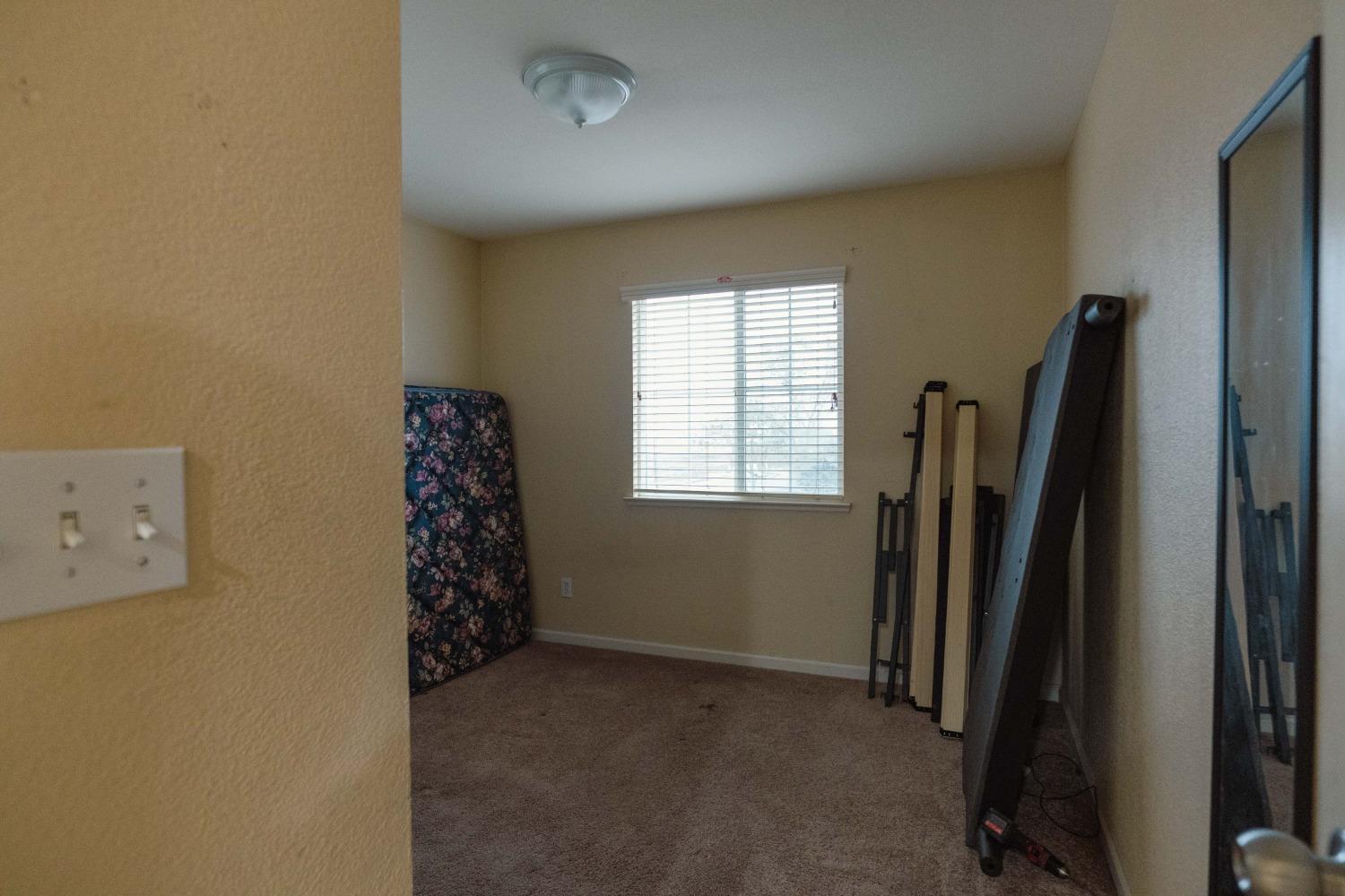 Detail Gallery Image 32 of 50 For 1492 Antioch Ct, Merced,  CA 95348 - 5 Beds | 2/1 Baths