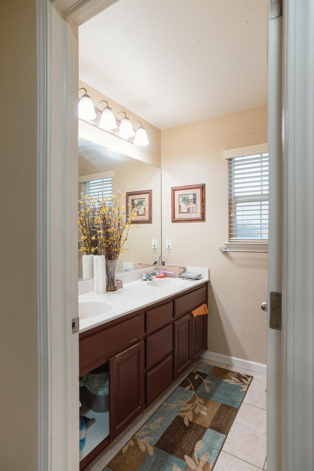 Detail Gallery Image 28 of 50 For 1492 Antioch Ct, Merced,  CA 95348 - 5 Beds | 2/1 Baths