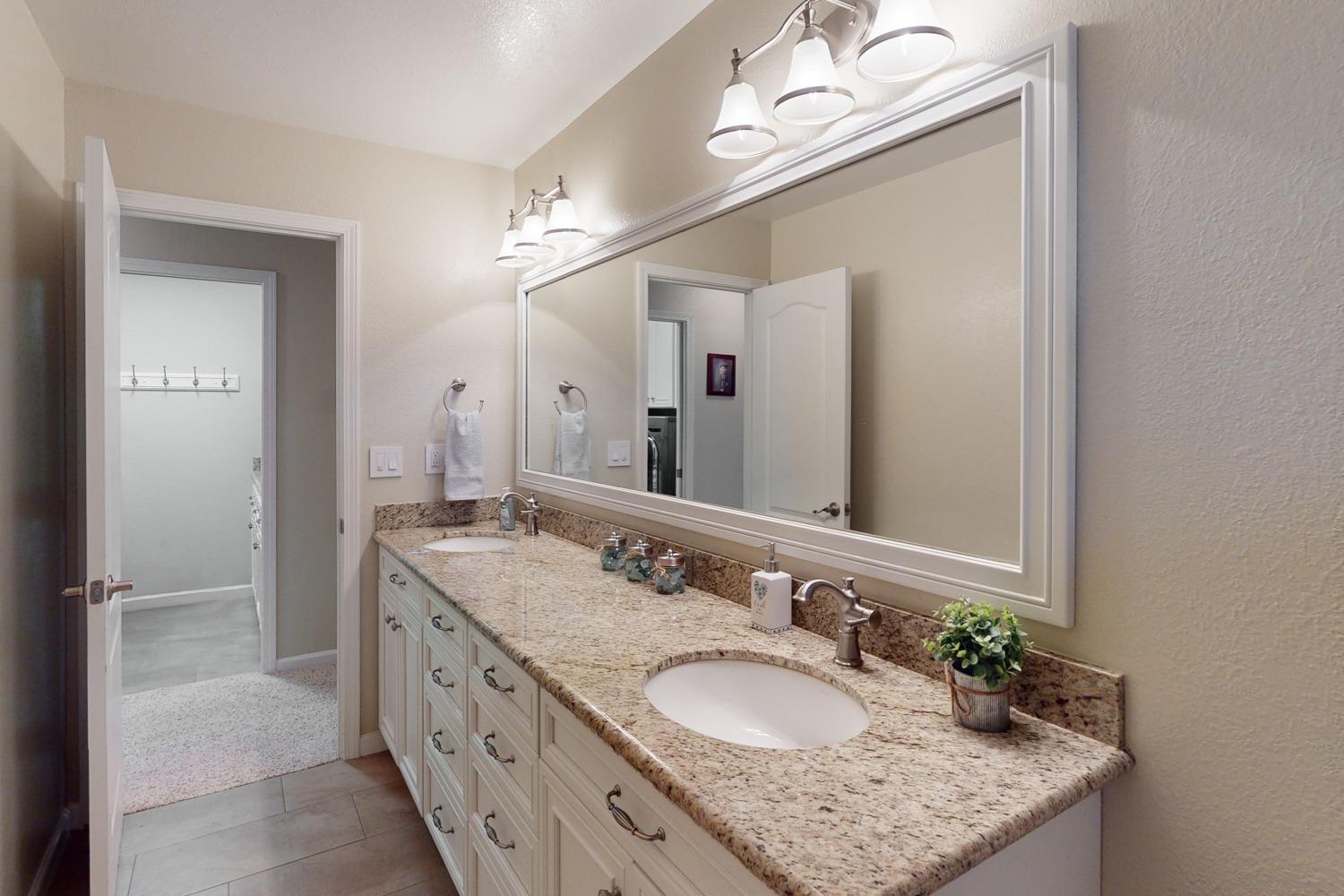 Detail Gallery Image 24 of 58 For 3300 Jori Ct, Yuba City,  CA 95993 - 3 Beds | 2/1 Baths