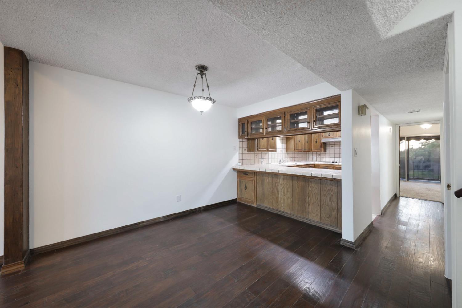 Detail Gallery Image 11 of 40 For 4200 Boise St 3b,  Bakersfield,  CA 93306 - 3 Beds | 2/1 Baths