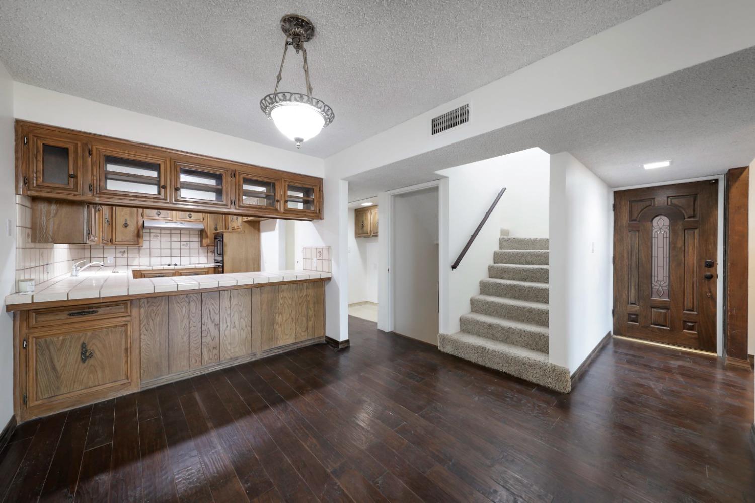 Detail Gallery Image 12 of 40 For 4200 Boise St 3b,  Bakersfield,  CA 93306 - 3 Beds | 2/1 Baths