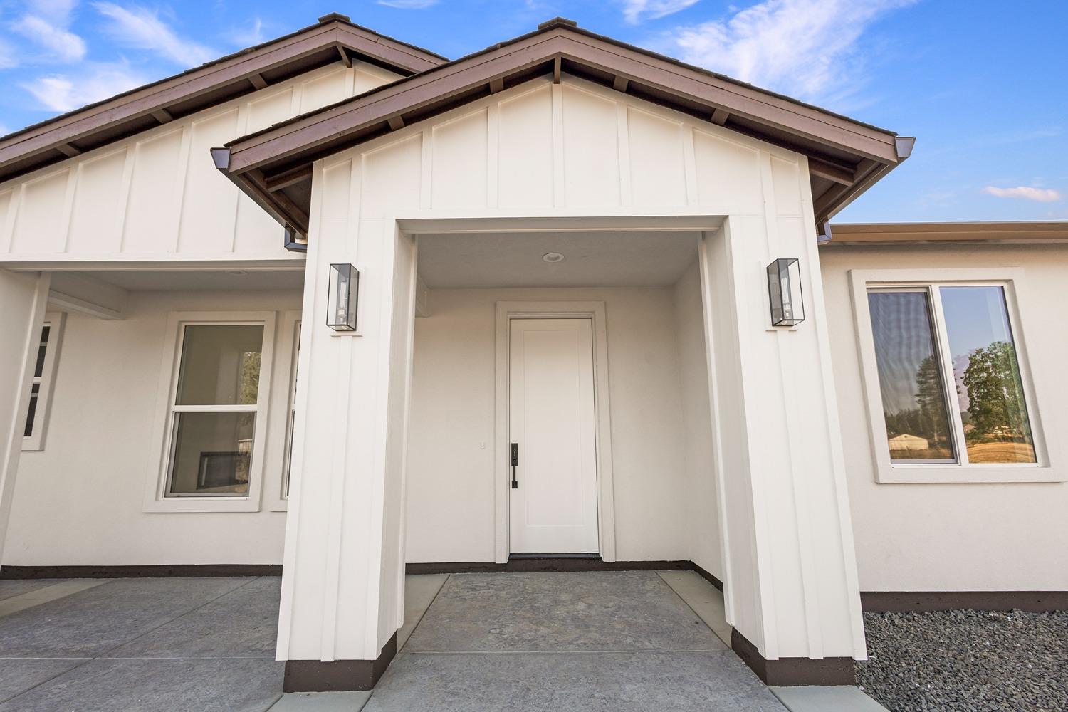 Detail Gallery Image 5 of 28 For 6225 Melody Ln, Paradise,  CA 95969 - 3 Beds | 2 Baths